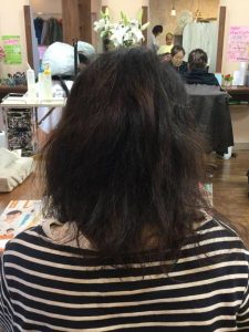 剛毛 クセ毛の髪質でお悩み女子へ うねりを活かす髪型 クセ毛風ボブ 京都 亀岡の美容室 京都府亀岡市の美容室 幸いブレインズの公式サイトです